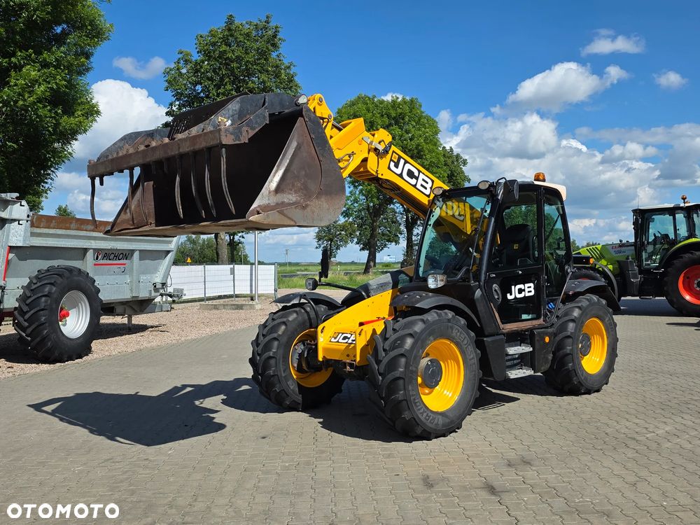 JCB 536 60 Agri Premier 2017R - 21
