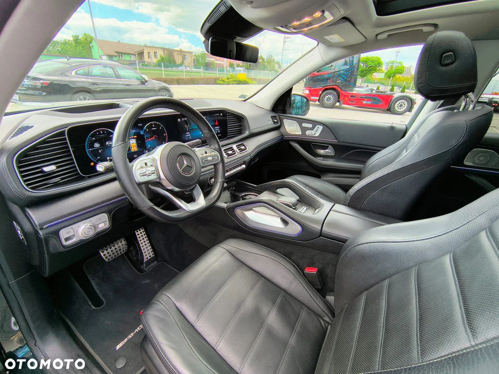 Mercedes-Benz GLS - 18