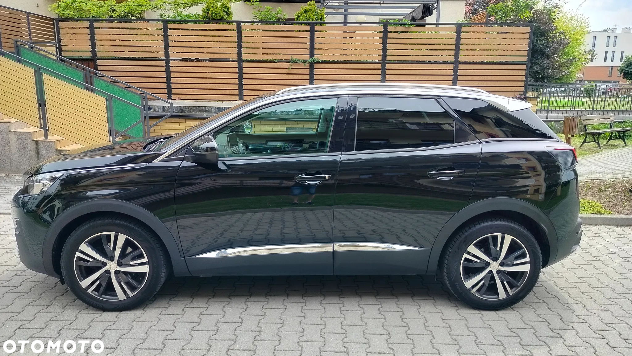 Peugeot 3008 BlueHDi 120 Stop & Start Business-Line - 4