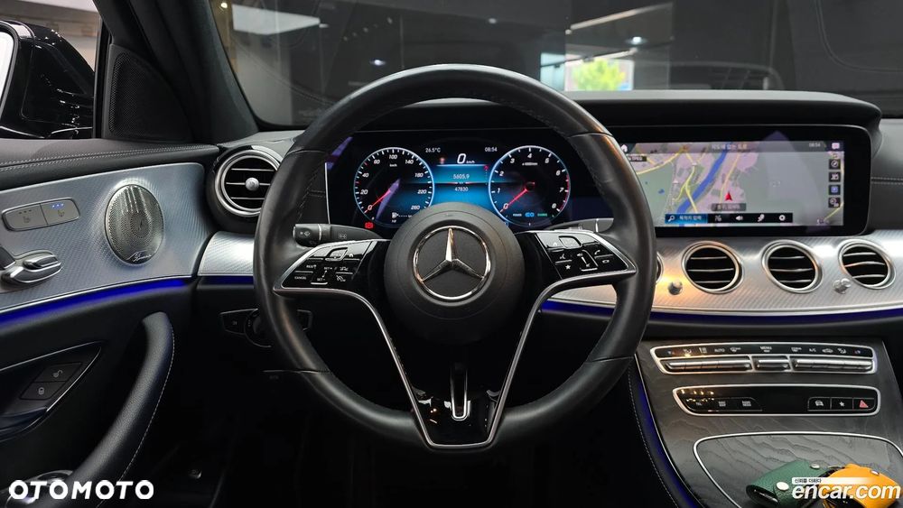 Mercedes-Benz Klasa E 200 4Matic 9G-TRONIC Avantgarde - 13
