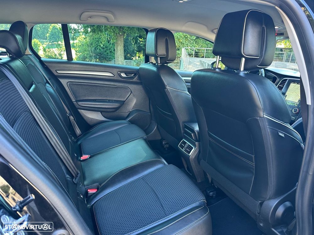 Renault Mégane Sport Tourer 1.5 dCi Bose Edition EDC J18 - 25