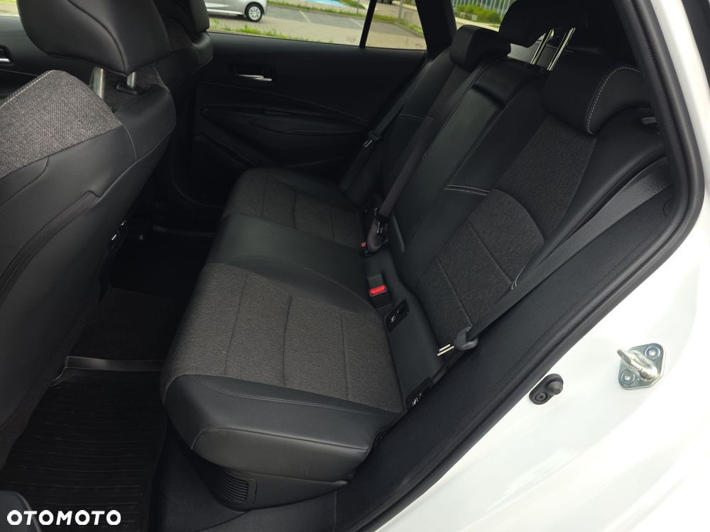 Toyota Corolla 1.8 Hybrid Style - 13