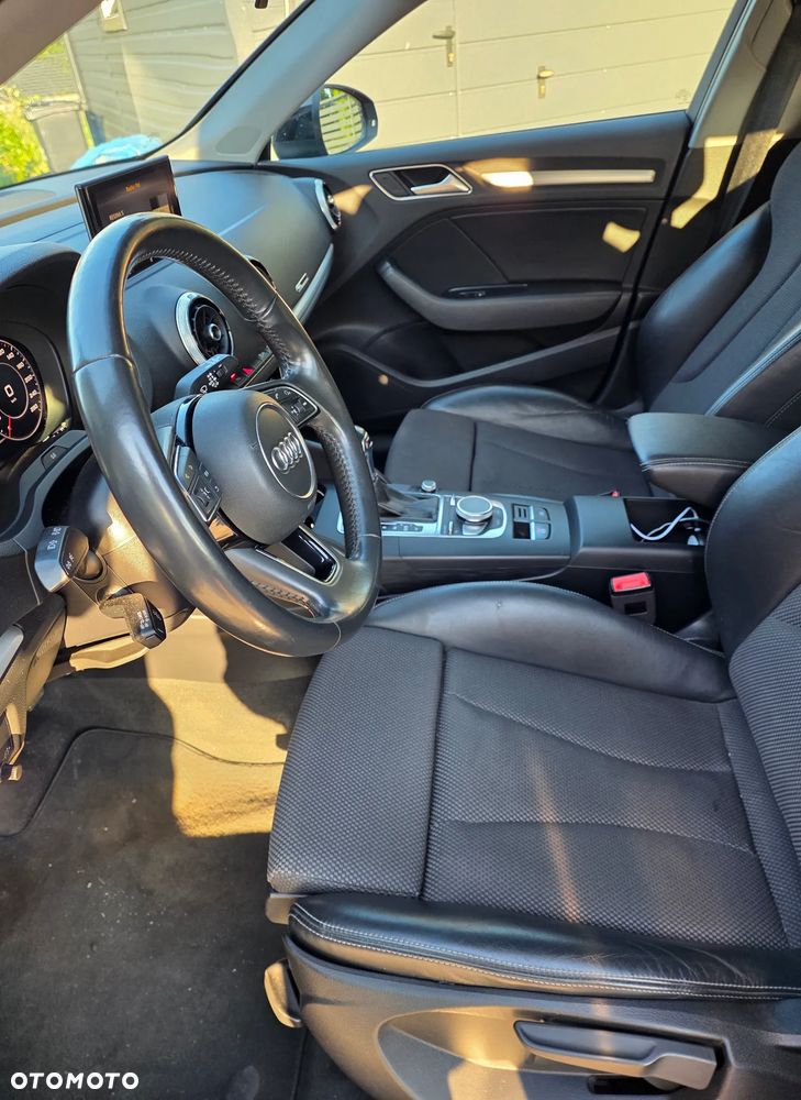 Audi A3 Sportback 2.0 TDI S tronic - 22