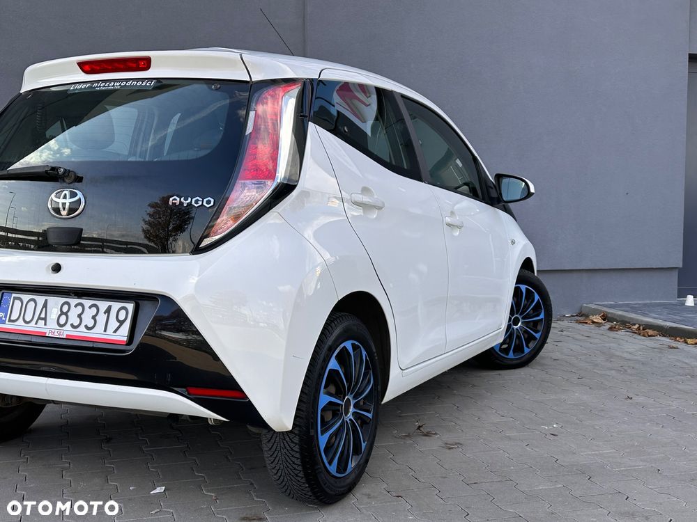Toyota Aygo 1.0 VVT-i Sprint EU6 - 15