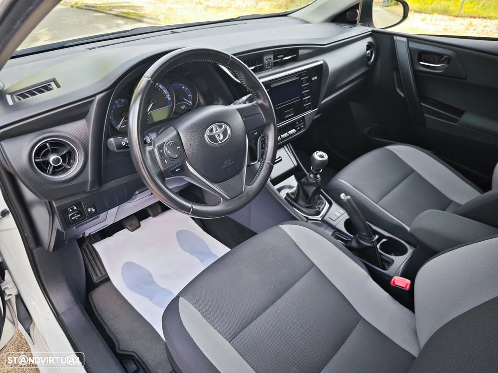 Toyota Auris 1.4 D-4D ACtive+AC - 5