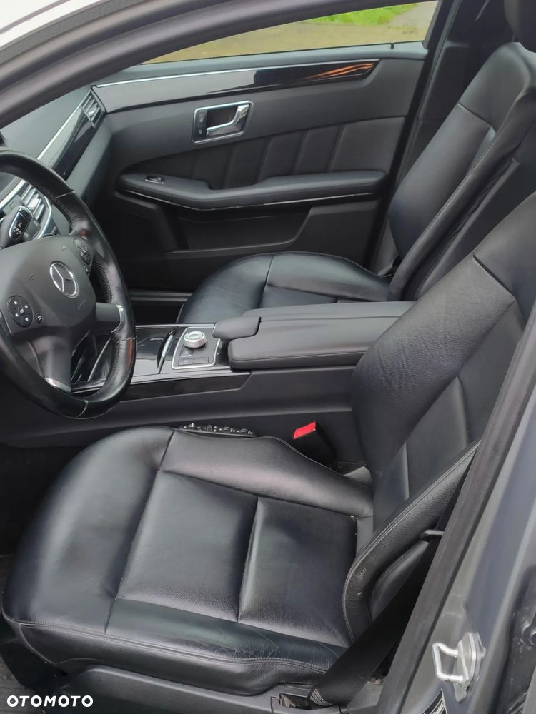 Mercedes-Benz Klasa E 300 CDI DPF BlueEFFICIENCY 7G-TRONIC Avantgarde - 7
