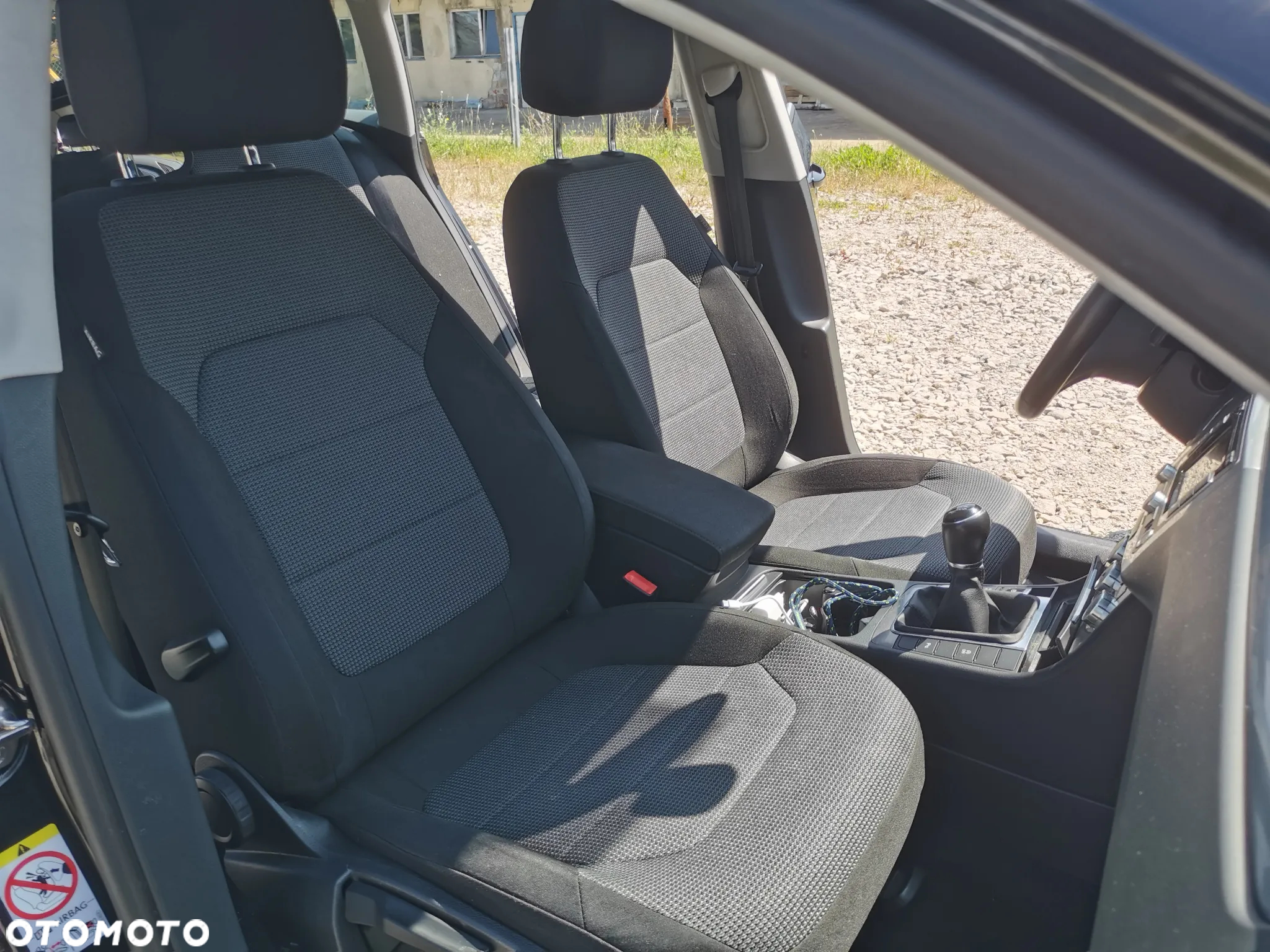 Volkswagen Passat 2.0 TDI Comfortline - 16