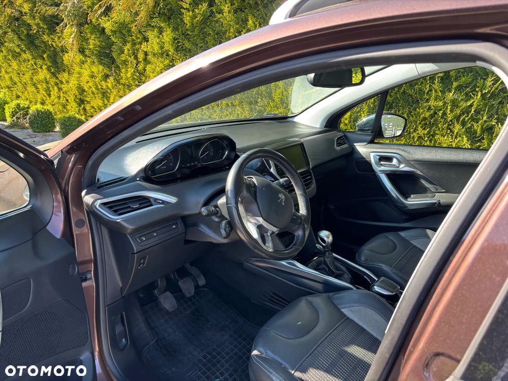 Peugeot 2008 1.6 e-HDi Allure S&S - 7