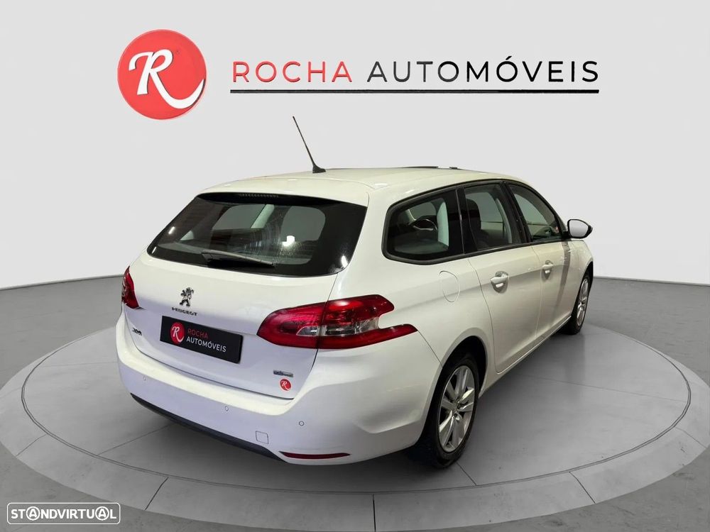 Peugeot 308 SW - 11
