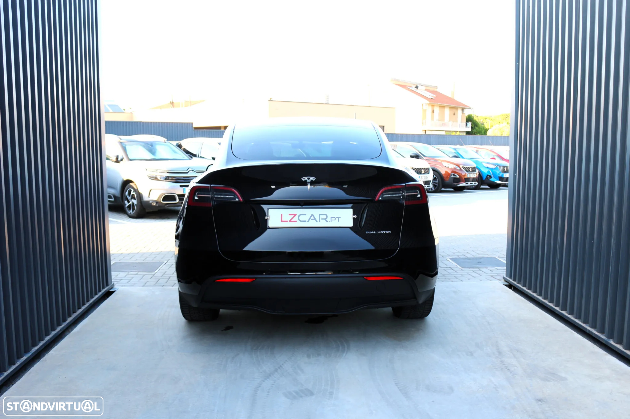 Tesla Model Y Long Range Dual Motor AWD - 7