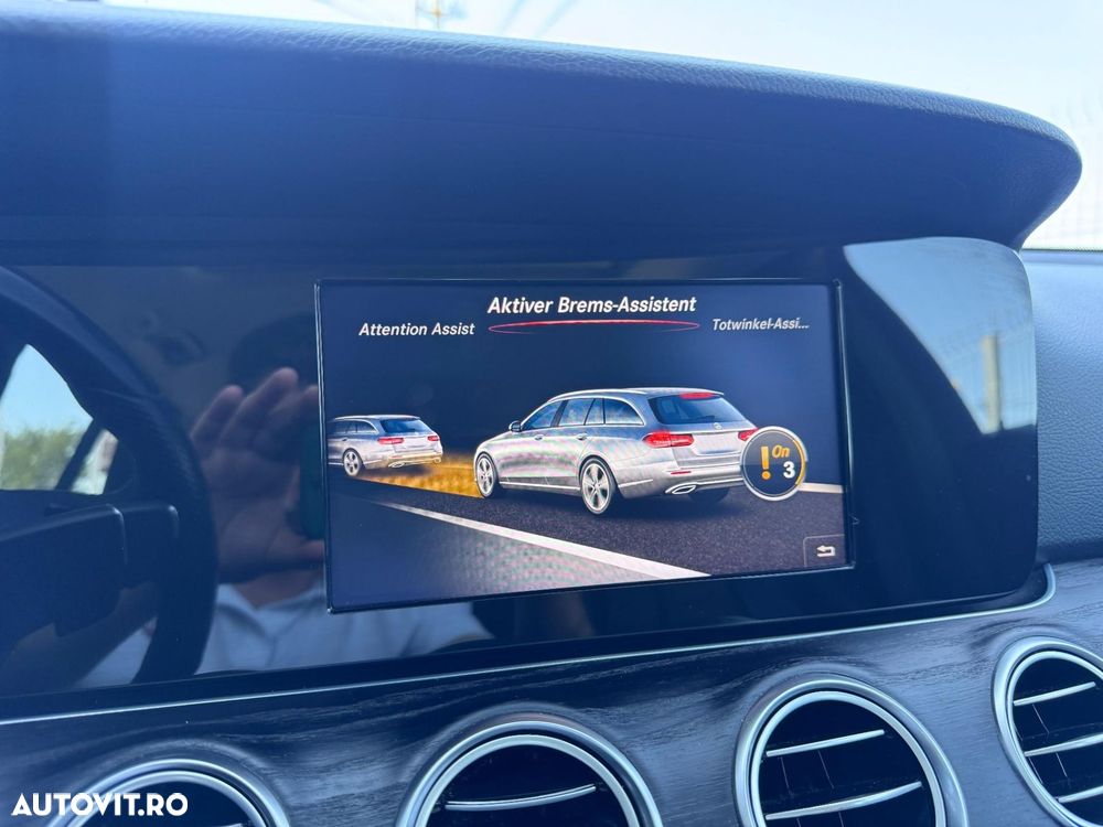 Mercedes-Benz E - 28