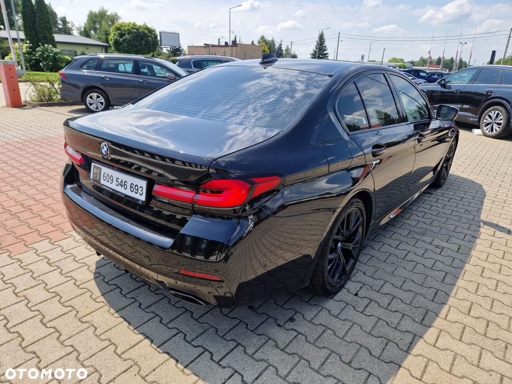 BMW Seria 5 520d xDrive mHEV M Sport sport - 3