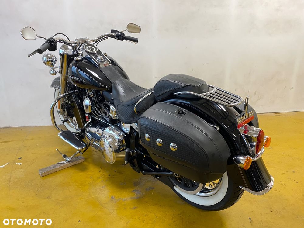 Harley-Davidson Softail Deluxe - 5