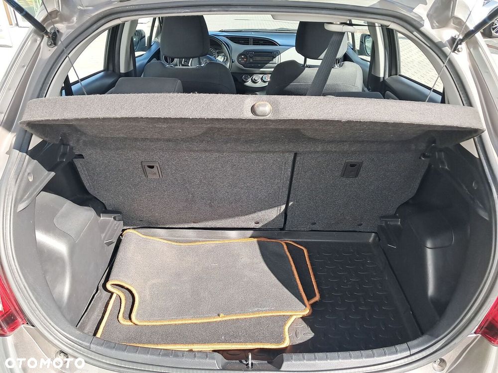 Toyota Yaris 1.0 Active EU6 - 11