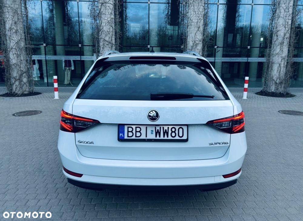 Skoda Superb 2.0 TDI L&K DSG - 6