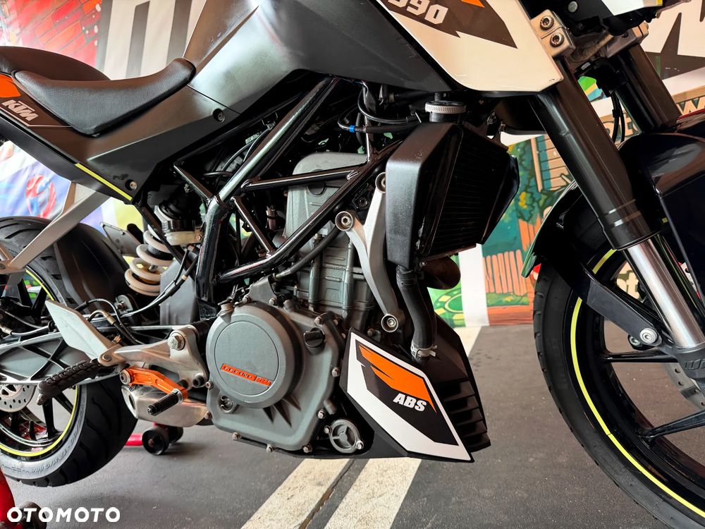 KTM Duke - 16