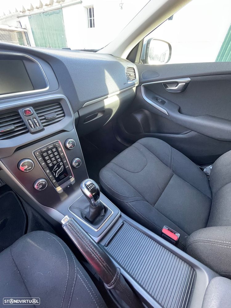 Volvo V40 2.0 D2 Kinetic - 20