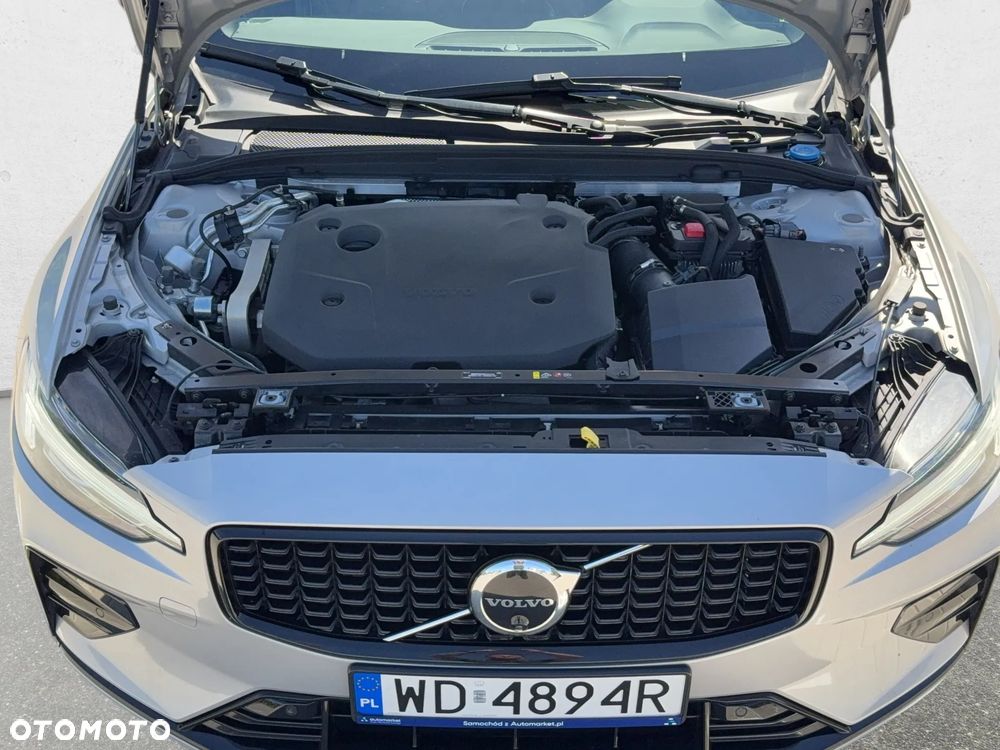 Volvo V60 B4 D Plus Dark - 27