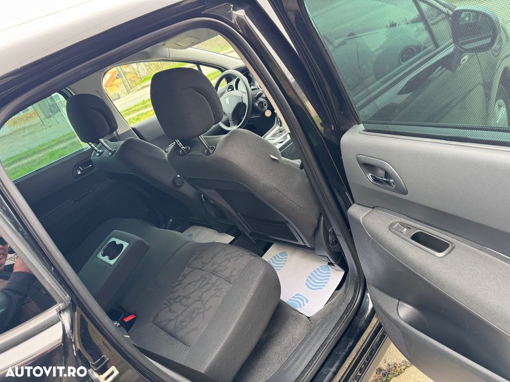 Peugeot 3008 1.6 HDI FAP BVMP6 Confort Pack - 14