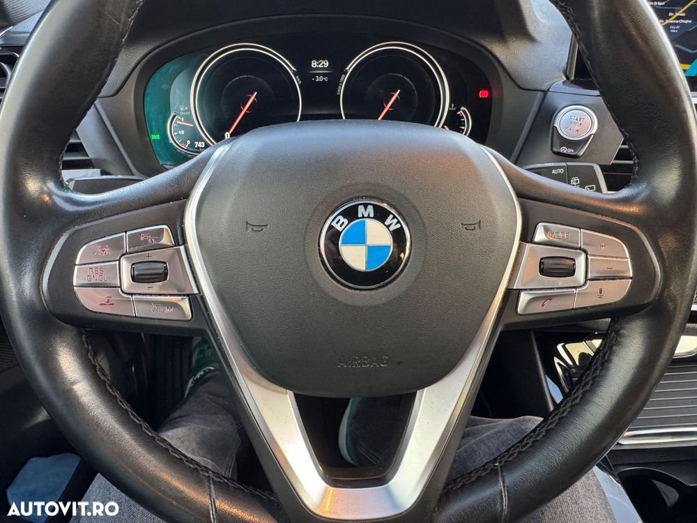 BMW X3 xDrive25d AT Luxury Line - 12