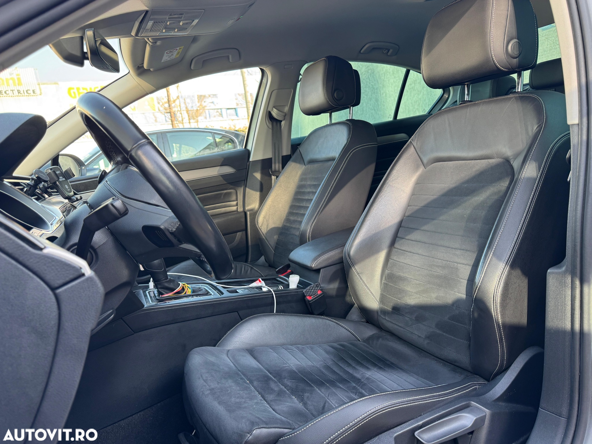 Volkswagen Passat 2.0 TDI (BlueMotion Technology) DSG Comfortline - 11