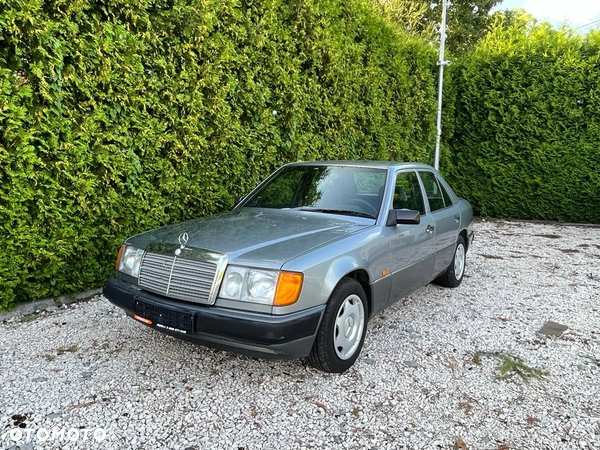 Mercedes-Benz Klasa E 200