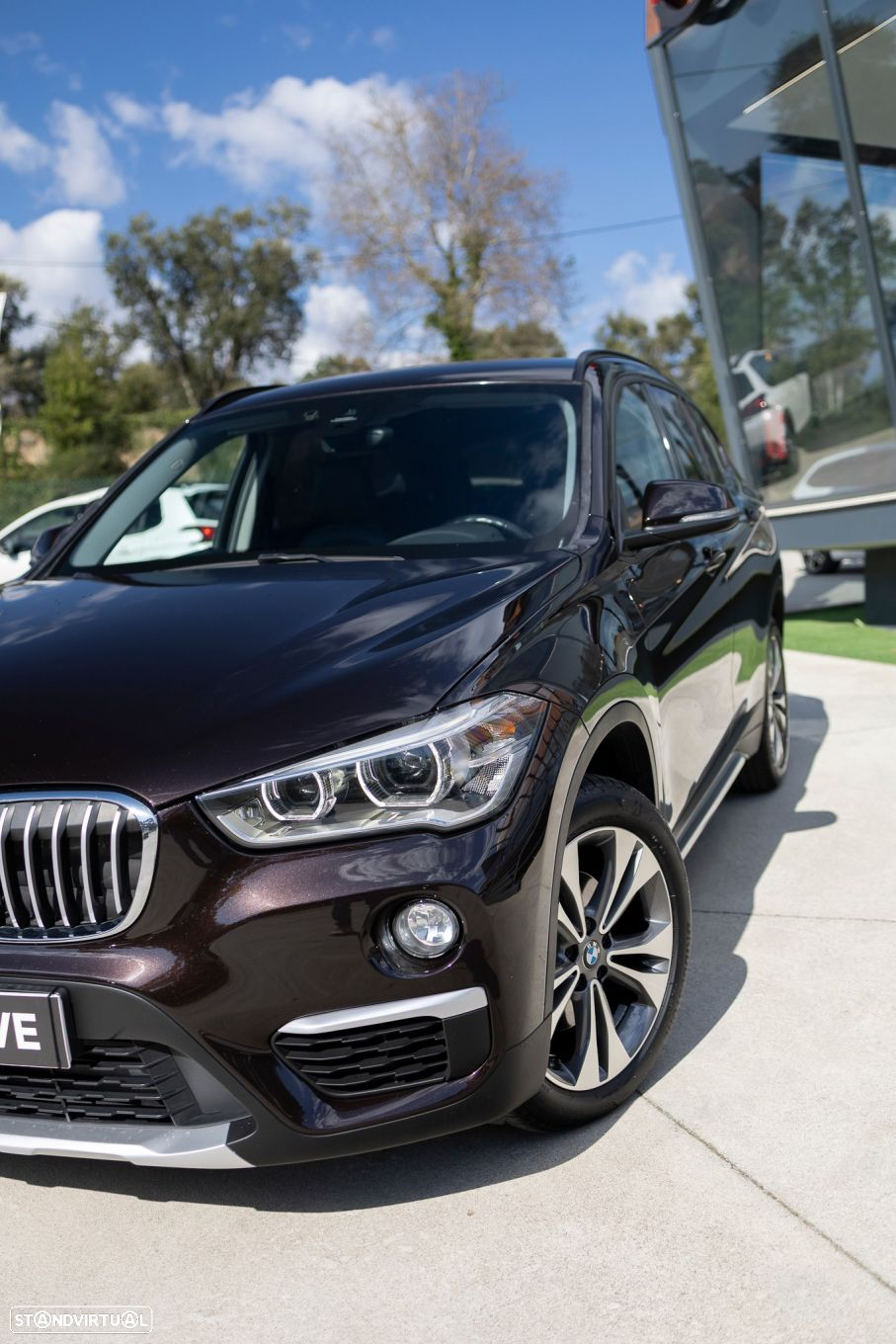 BMW X1 16 d sDrive Line xLine - 21