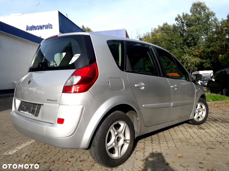 Renault Scenic 1.6 16V Confort Expression - 19