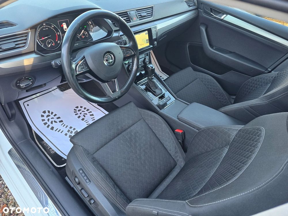 Skoda Superb 2.0 TDI DSG Ambition - 15