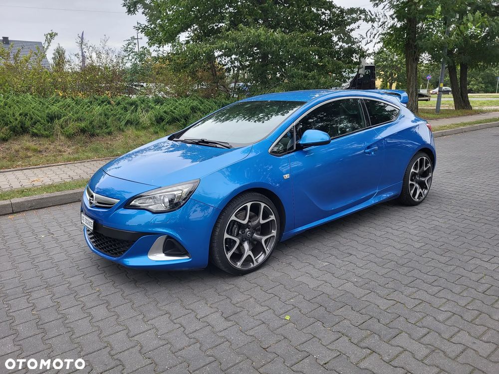Opel Astra IV GTC OPC - 2