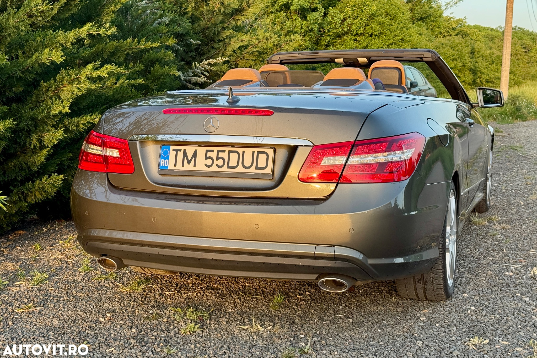 Mercedes-Benz E - 14