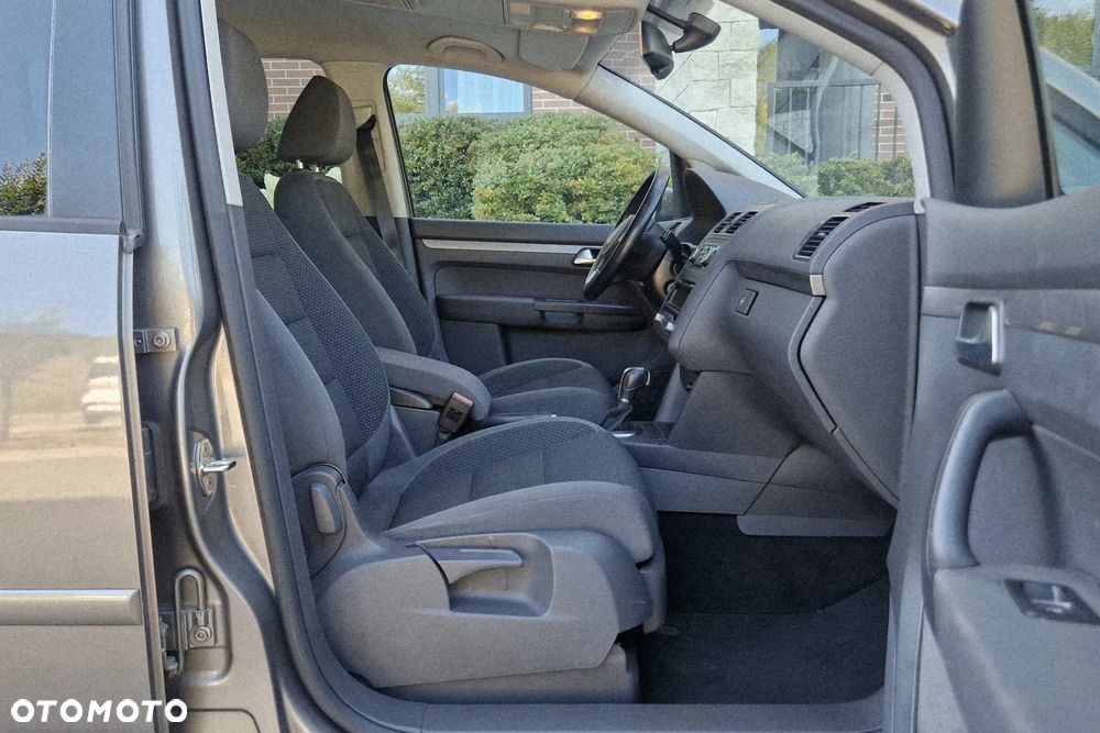 Volkswagen Touran 1.4 TSI Comfortline DSG - 9