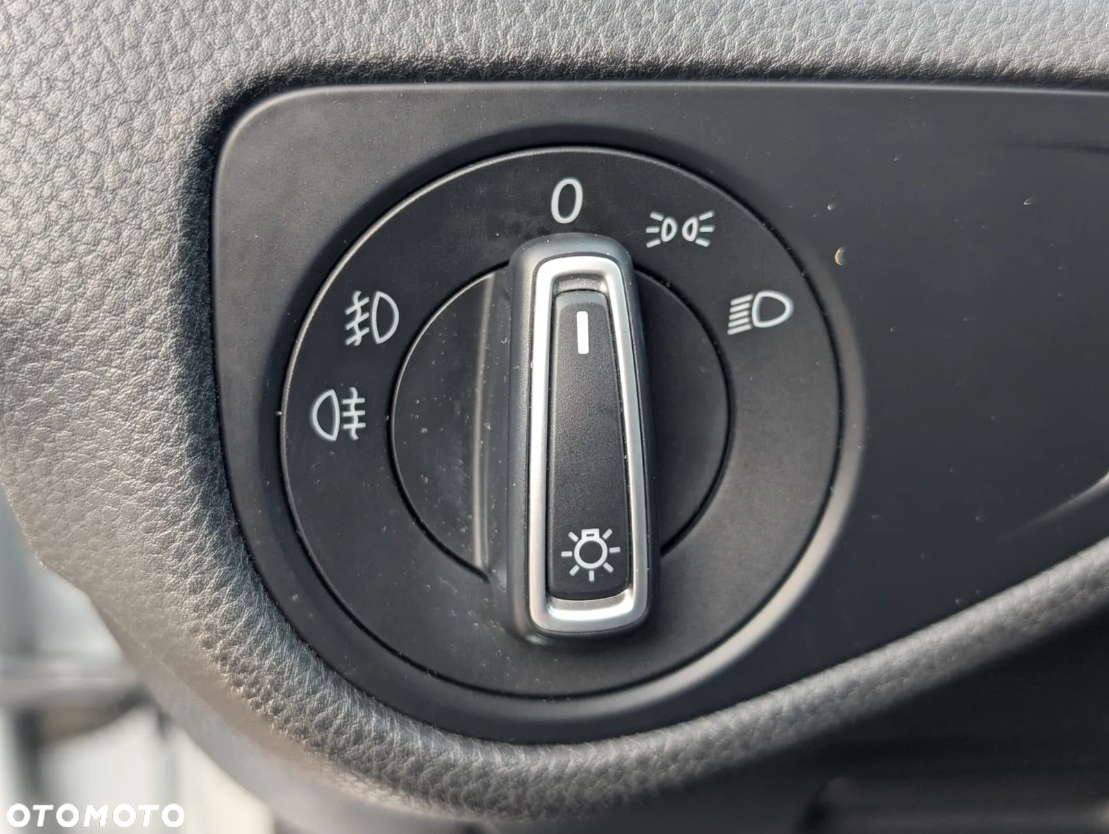 Volkswagen Golf VII 1.4 TSI BMT Comfortline - 13