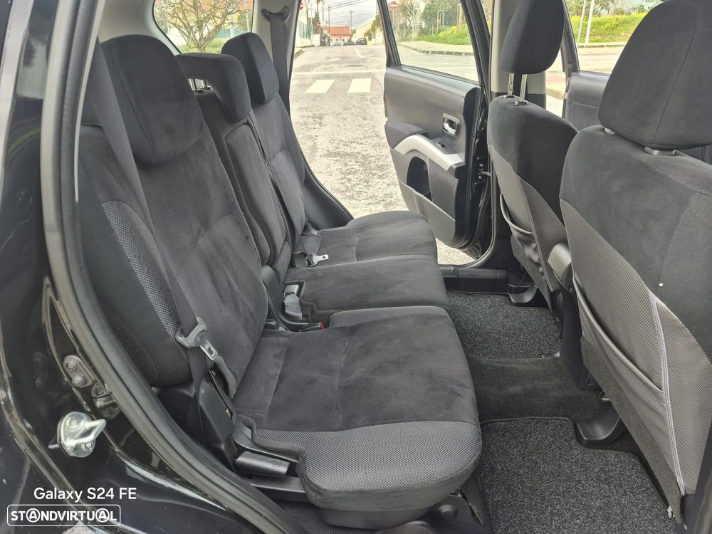 Mitsubishi Outlander 2.0 DI-D Intense 4WD - 14