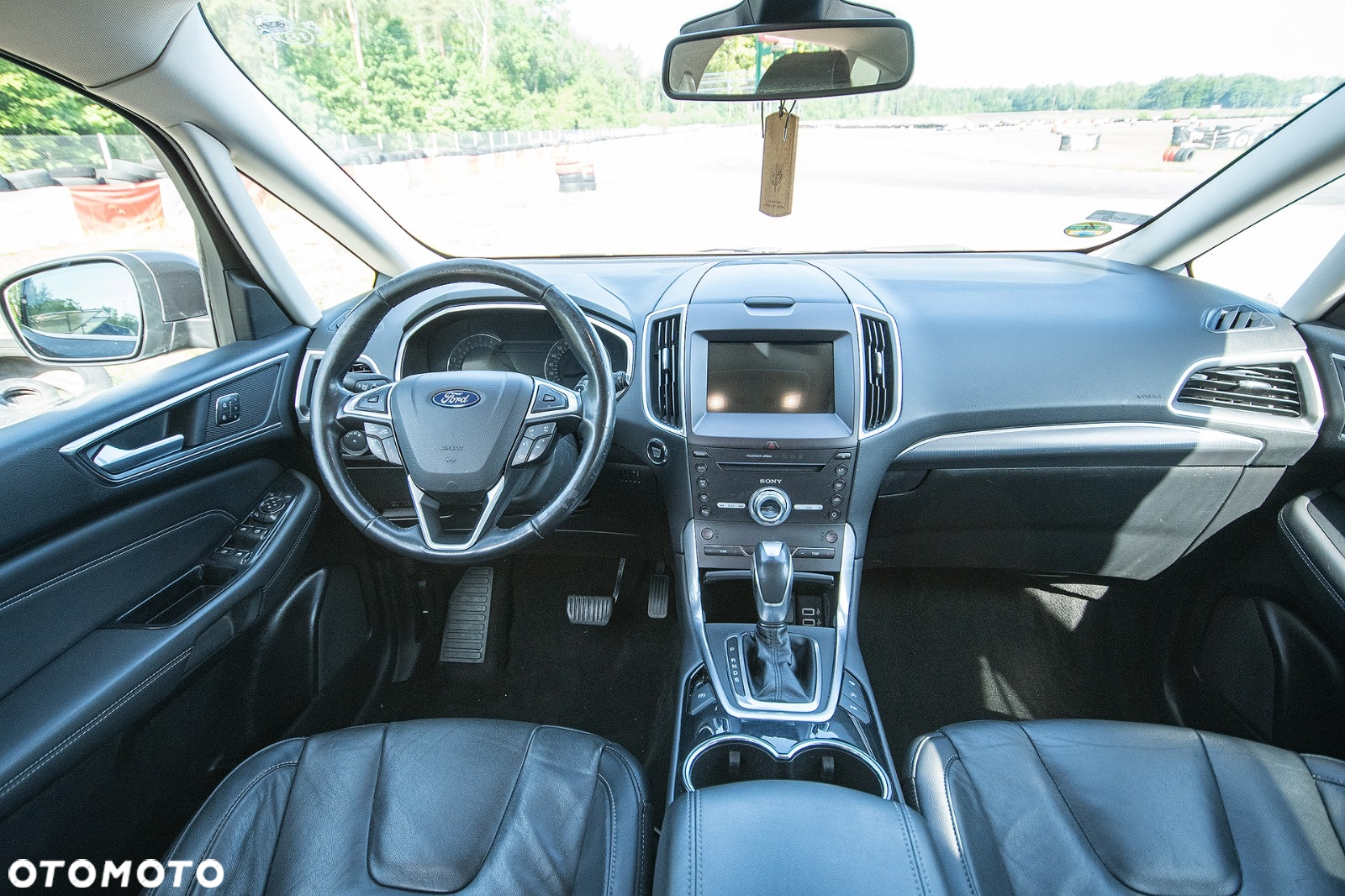 Ford S-Max 2.0 TDCi Titanium PowerShift - 9