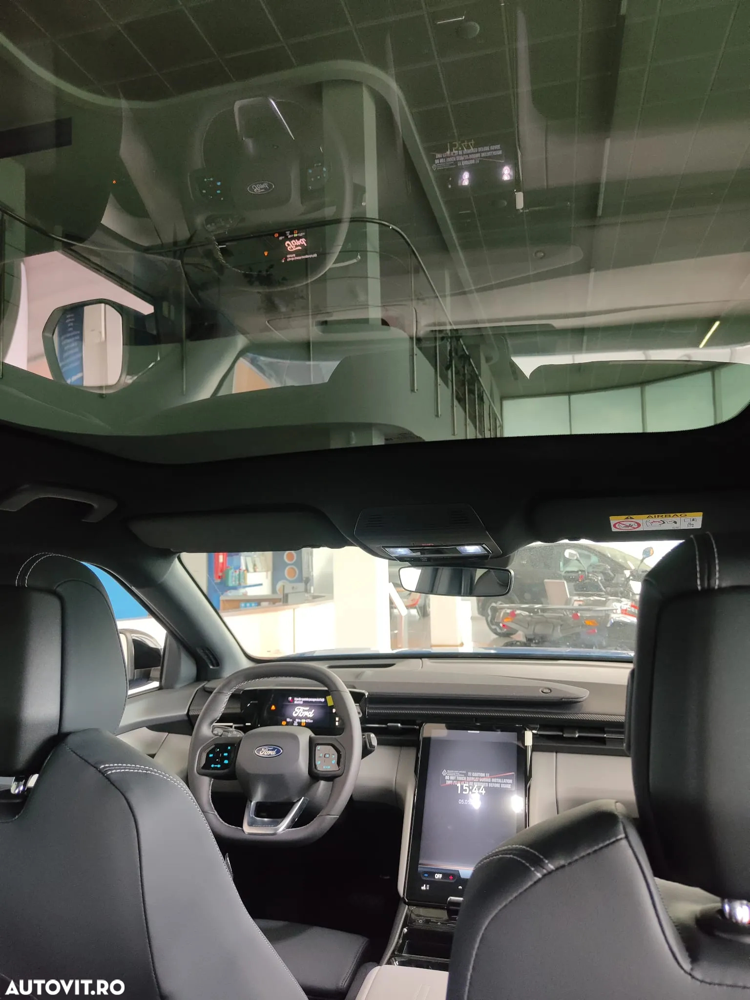 Ford Explorer RWD 77 kWh Extended Range Premium - 9
