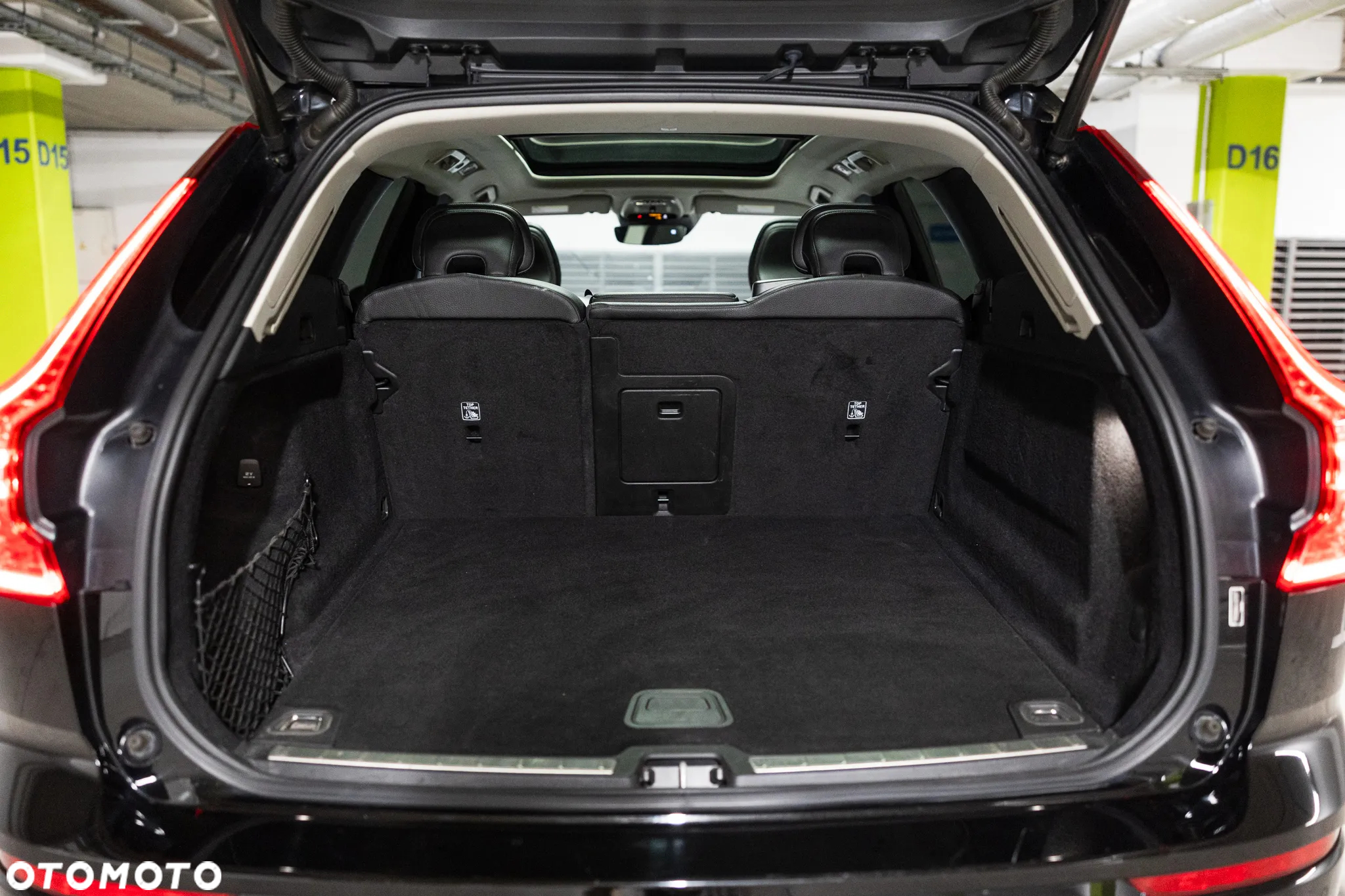 Volvo XC 60 B5 B AWD Ultimate Black Edition - 33