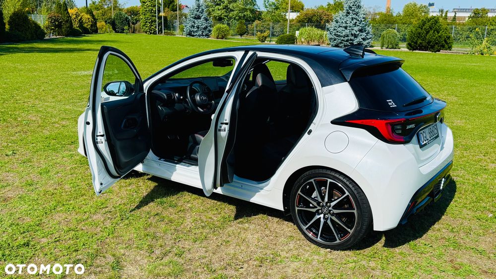 Toyota Yaris - 7