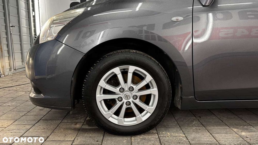 Toyota Verso - 18