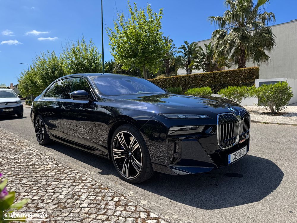 BMW i7 xDrive60 Pack Desportivo M Pro - 5