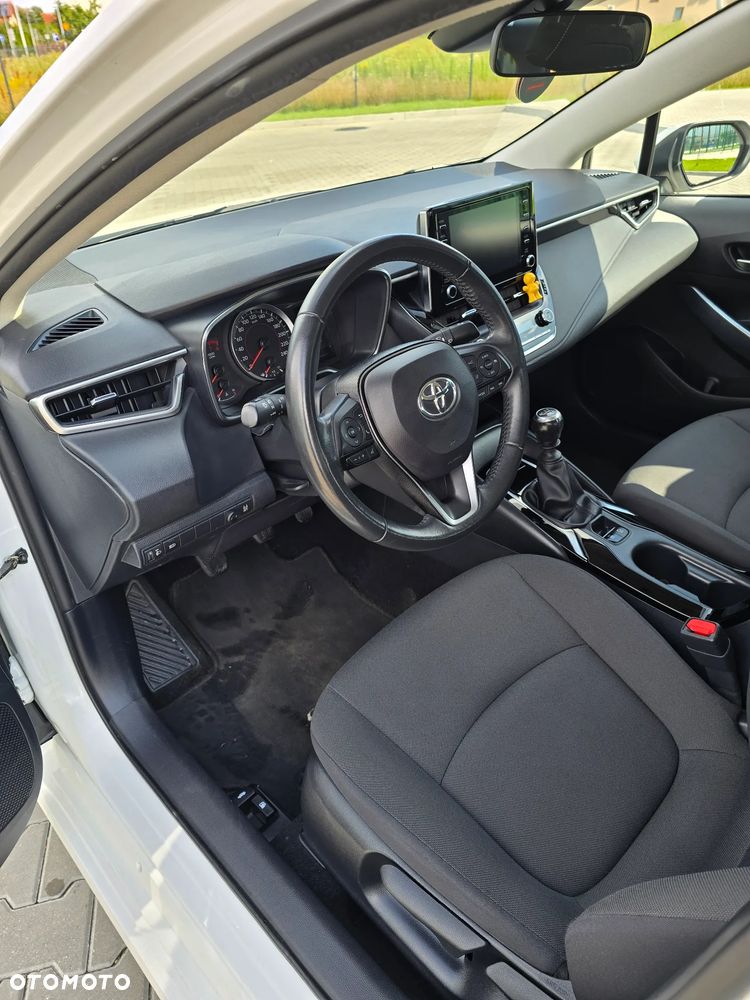 Toyota Corolla 1.6 Comfort - 22