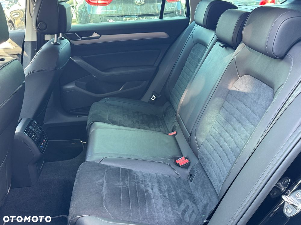 Volkswagen Passat 2.0 TDI SCR (BlueMotion Tech) 4Mot DSG Comfortline - 11