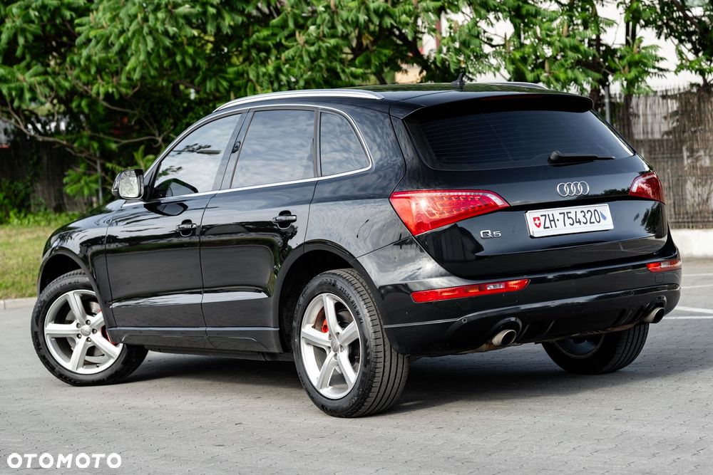 Audi Q5 3.2 FSI Quattro S tronic - 14