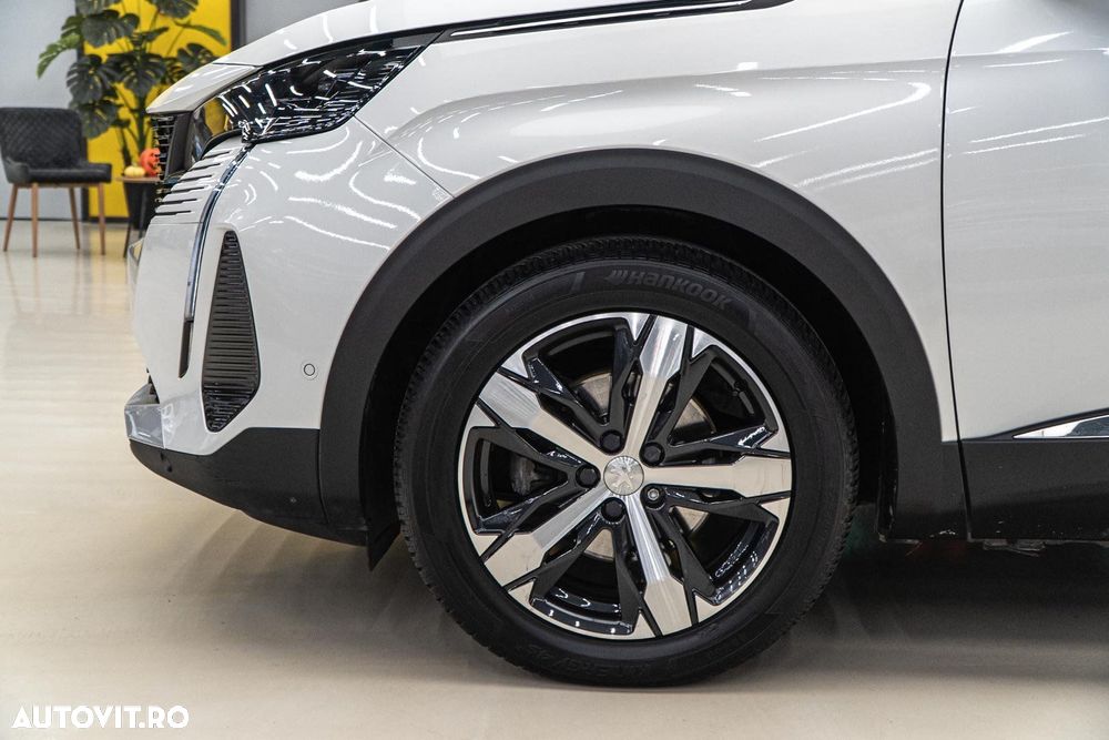 Peugeot 3008 1.2 PureTech Turbo S&S EAT6 Allure - 41