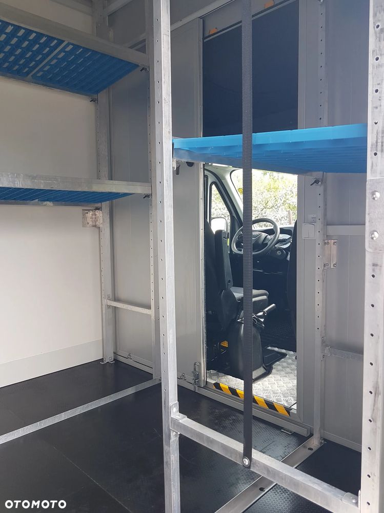Iveco DAILY KONTENER NISKOPODŁOGOWY 4,43x2,23x2,42 SKLEP FOODTRUCK BAR KLIMA KONIOWÓZ KAMPER - 35