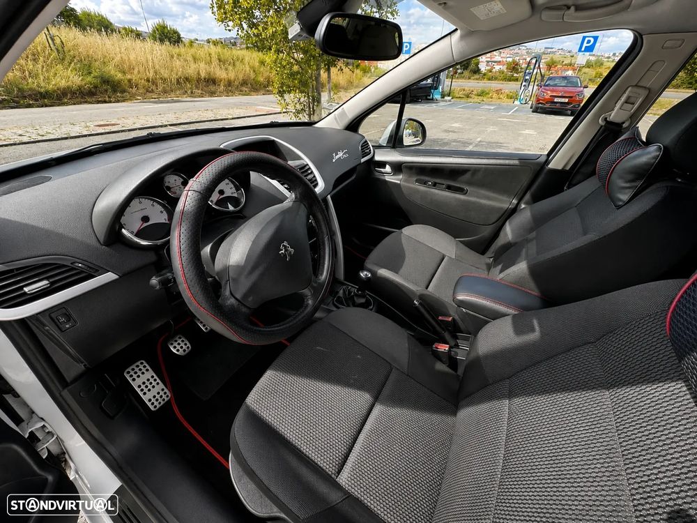 Peugeot 207 1.4 VTi Sportium - 13