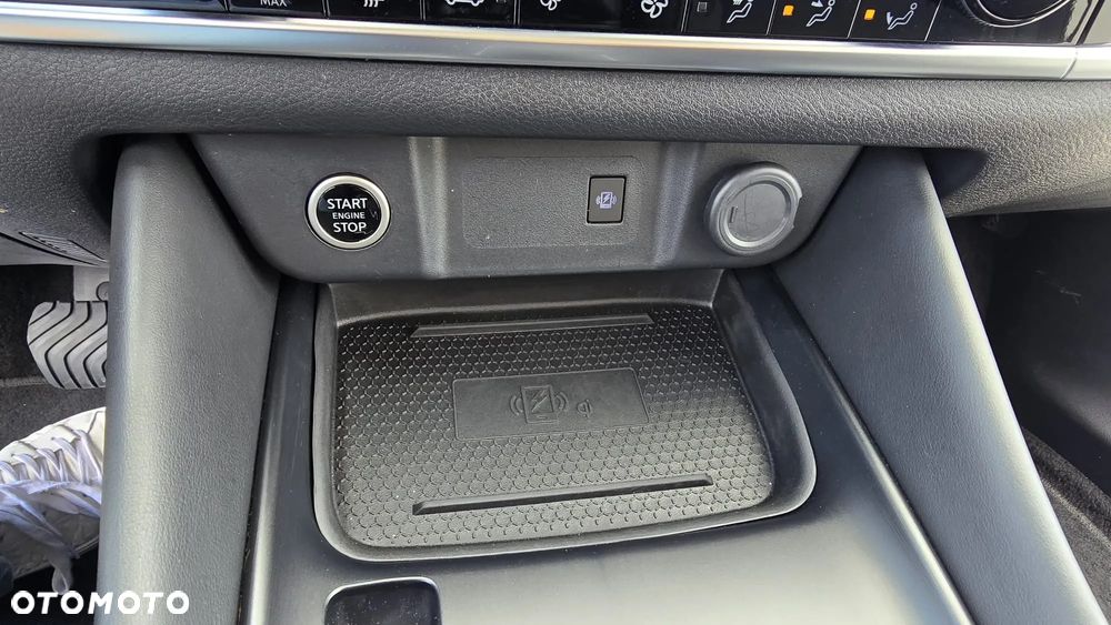 Nissan Qashqai 1.3 DIG-T MHEV N-Connecta Xtronic - 12