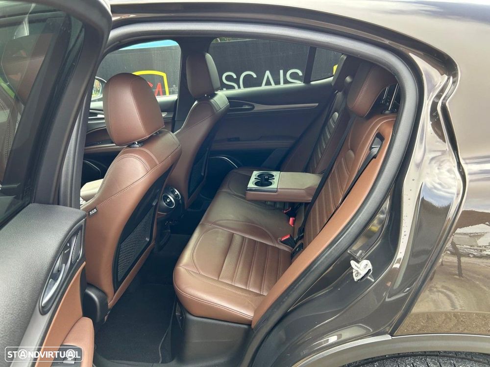 Alfa Romeo Stelvio 2.2 D Super AT8 Q4 - 30