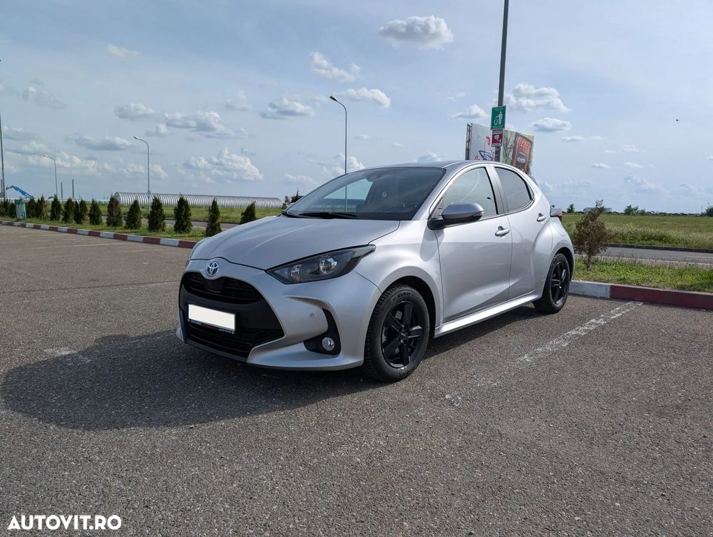 Toyota Yaris - 1