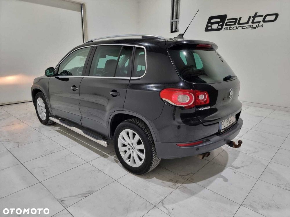 Volkswagen Tiguan - 8